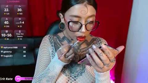 Hecate Queen online show from 02.13.26