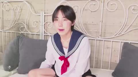 HEEJIN online show from 11.05.25