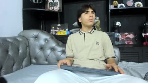 Snapshot of heellboy_ chatting on 10.23.25 heellboy_ online show from 10.23.25