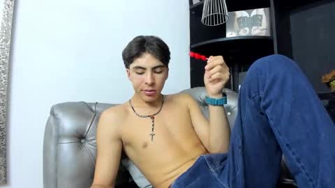 Snapshot of heellboy_ chatting on 10.29.25 heellboy_ online show from 10.29.25