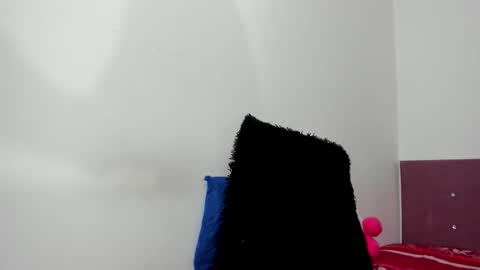 Snapshot of heellboy_ chatting on 12.23.25 heellboy_ online show from 12.23.25