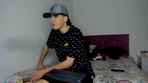 heellboy_ online show from 02.23.26