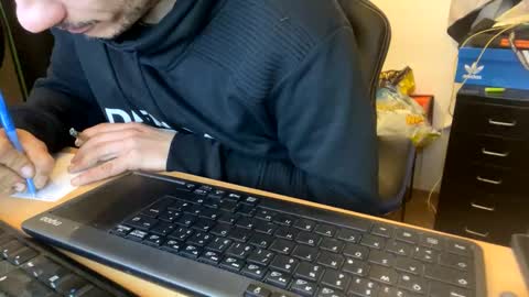 Snapshot of heelsfeethot chatting on 01.31.25 heelsfeethot online show from 01.31.25