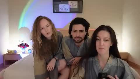 Heidi brunette Foxy red head and Carrie blondie online show from 05.02.26