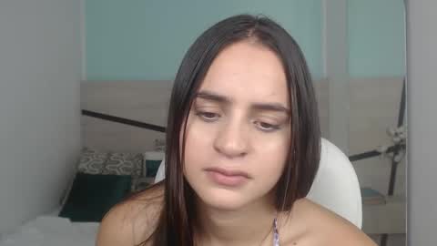 Snapshot of heidy_hoiss chatting on 02.07.25 Heidy online show from 02.07.25