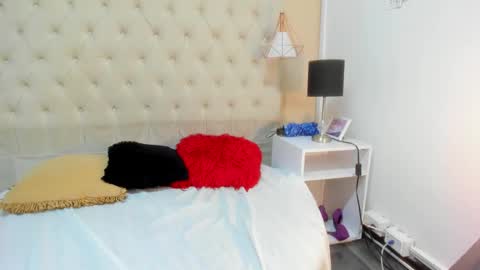 hellen online show from 12.16.24