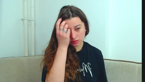 helen_adams_ online show from 12.09.24