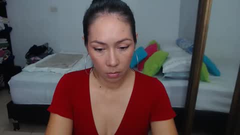 Snapshot of helen_lya chatting on 02.02.26 Helen online show from 02.02.26