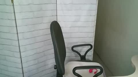 Snapshot of helen_xi chatting on 01.08.26 Helen online show from 01.08.26