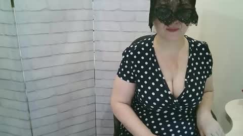 Snapshot of helen_xi chatting on 01.17.26 Helen online show from 01.17.26