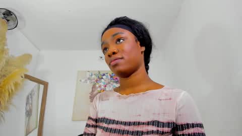 HELENA COPPER online show from 03.06.25