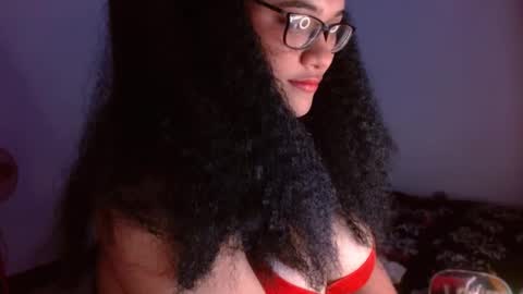 Helena online show from 01.07.25