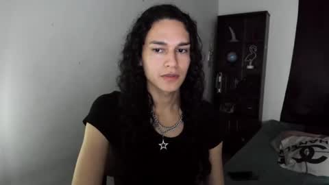 Snapshot of helena_spellman chatting on 11.22.25 helena_spellman online show from 11.22.25