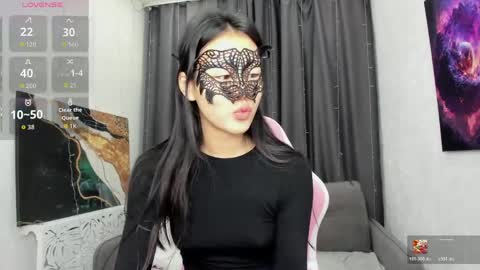 Snapshot of helenblazetrt chatting on 04.10.26 Hi I am Helen online show from 04.10.26