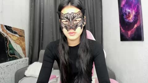 Snapshot of helenblazetrt chatting on 04.11.26 Hi I am Helen online show from 04.11.26