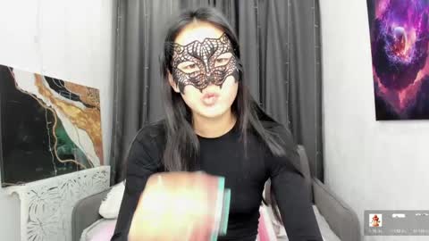 Snapshot of helenblazetrt chatting on 04.11.26 Hi I am Helen online show from 04.11.26