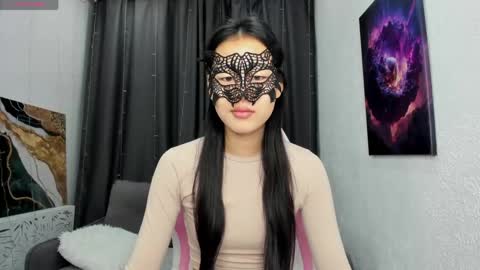 Snapshot of helenblazetrt chatting on 04.17.26 Hi I am Helen online show from 04.17.26