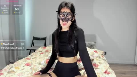 Snapshot of helenblazetrt chatting on 05.16.26 Hi I am Helen online show from 05.16.26