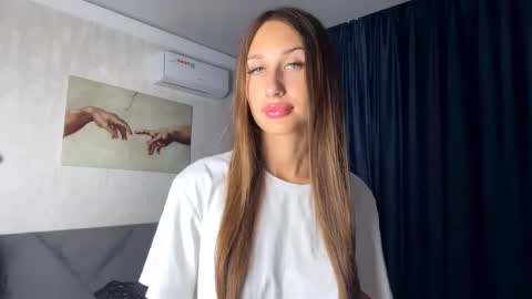 Chloe online show from 09.29.25