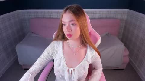 Snapshot of helenn_garciaa chatting on 06.26.26 Tessa online show from 06.26.26