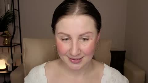 Helen online show from 05.04.26
