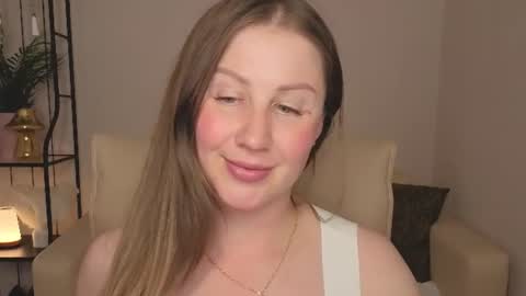 Snapshot of helens_lov chatting on 06.25.26 Helen online show from 06.25.26