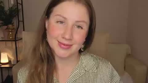 Snapshot of helens_lov chatting on 06.29.26 Helen online show from 06.29.26