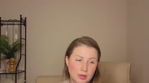 Snapshot of helens_lov chatting on 07.02.26 Helen online show from 07.02.26