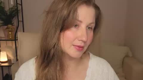 Snapshot of helens_lov chatting on 07.18.26 Helen online show from 07.18.26