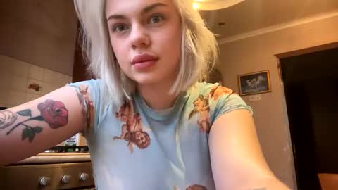 Snapshot of helga_now chatting on 01.31.25 helga_now online show from 01.31.25