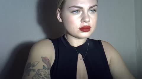 Snapshot of helga_now chatting on 09.14.25 helga_now online show from 09.14.25