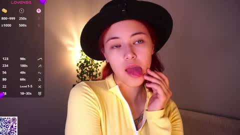 Aurora online show from 08.03.26