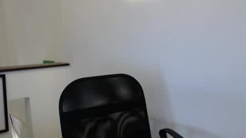 Snapshot of hell_boy66 chatting on 02.04.26 Eros online show from 02.04.26