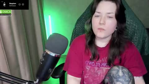 Snapshot of hell_hotline chatting on 02.27.26 Red online show from 02.27.26