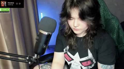 Snapshot of hell_hotline chatting on 03.09.26 Red online show from 03.09.26