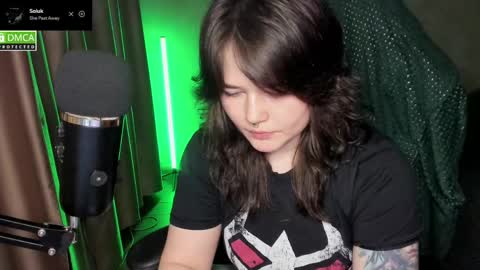 Red online show from 05.04.26