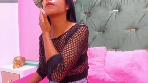 Snapshot of hellen__4master chatting on 01.19.25 Hellen online show from 01.19.25