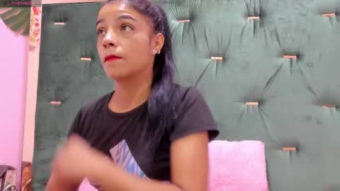 Snapshot of hellen__4master chatting on 02.12.25 Hellen online show from 02.12.25