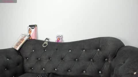 Snapshot of hellen__4master chatting on 03.05.25 Hellen online show from 03.05.25