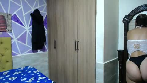 hellen maya online show from 05.23.26