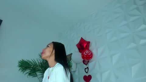 hellen     online show from 02.16.26