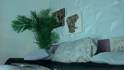 hellen     online show from 06.22.26