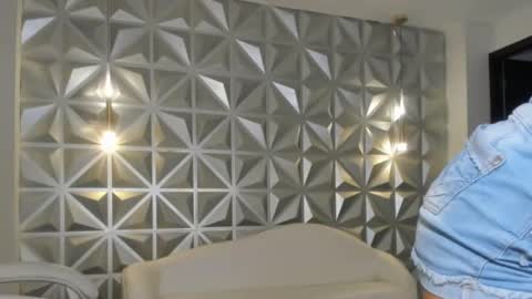 Snapshot of hellen_tease chatting on 11.15.25 Hellen online show from 11.15.25