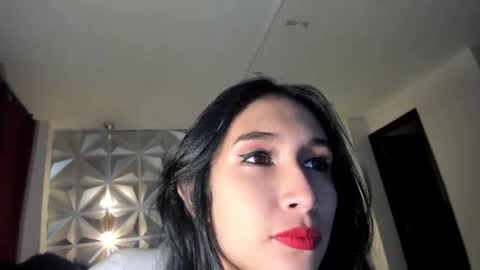 Snapshot of hellen_tease chatting on 11.27.25 Hellen online show from 11.27.25