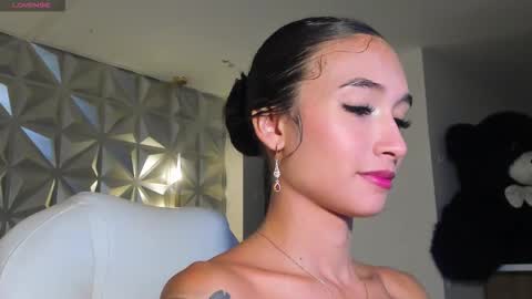 Snapshot of hellen_tease chatting on 03.12.26 Hellen online show from 03.12.26