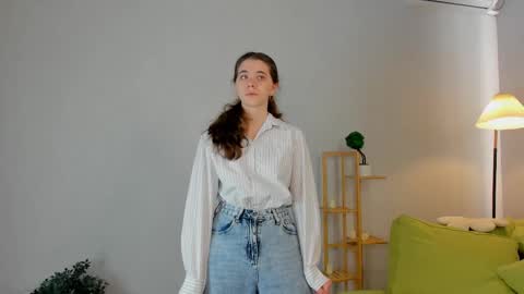 Snapshot of hellenumholtz chatting on 02.17.26 Nala online show from 02.17.26