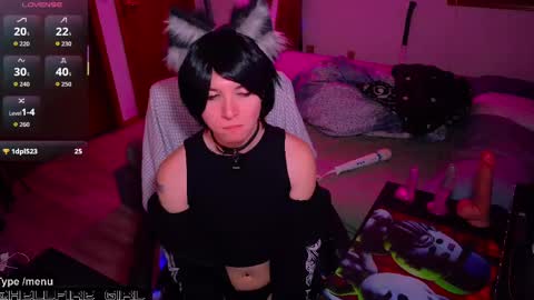 Snapshot of hellfire_girl chatting on 10.06.25 Hayley online show from 10.06.25