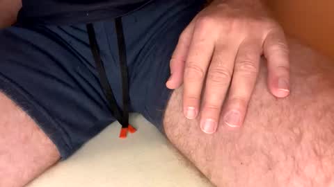 Snapshot of hello902 chatting on 11.01.25 David Whinston Smith online show from 11.01.25