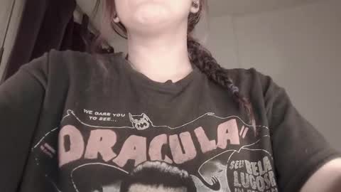 Snapshot of hello_demonkitty chatting on 12.14.24 SIMONA online show from 12.14.24