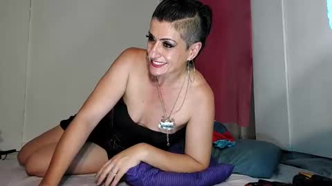 Cleo online show from 02.08.25